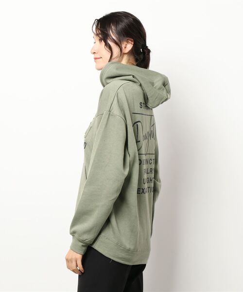 GGD（ジージーディー）の「オーバーサイズ裏起毛ワンポイントパーカー（パーカー・レディース・ブラック/グリーン/ブラウン・L/LL/M）」の4枚目の写真