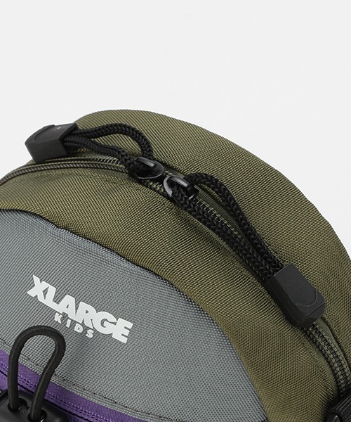 XLARGE KIDS(エクストララージキッズ)の「ショルダーバッグ(ショルダーバッグ・キッズ・ブラック/カーキ・FREE)」の6枚目の写真