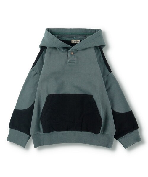 BRANSHES（ブランシェス）の「【バックロゴ】ビッグシルエットパーカー（パーカー・キッズ・チャコールグレー/グリーン・120/130/100/110/140/150/90）」の15枚目の写真