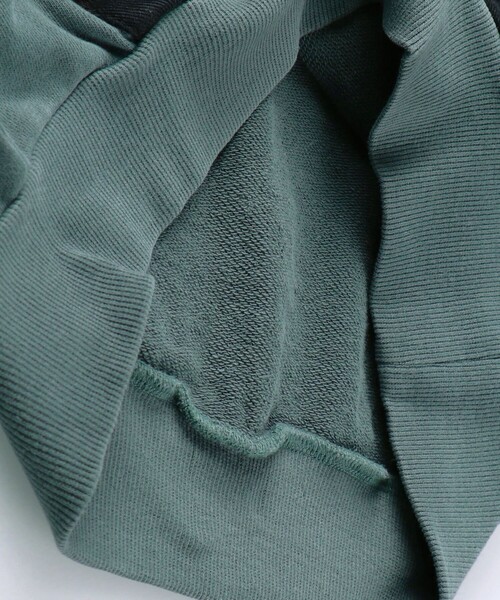 BRANSHES（ブランシェス）の「【バックロゴ】ビッグシルエットパーカー（パーカー・キッズ・チャコールグレー/グリーン・120/130/100/110/140/150/90）」の22枚目の写真