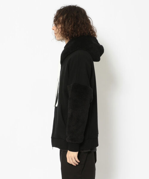 OURET（オーレット）の「OURET/オーレット/ヴィンテージ裏毛×フリースファー　スラッシュポケットリブＺＩＰフーディ（パーカー・メンズ・ブラック/グレー・1/2/3）」の3枚目の写真