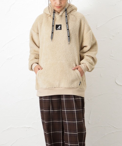 KANGOL(カンゴール)の「KANGOL カンゴール ファーフリースプルオーバーパーカー(パーカー・レディース・ホワイト/ブラック/ベージュ/グレー・M/L)」の4枚目の写真