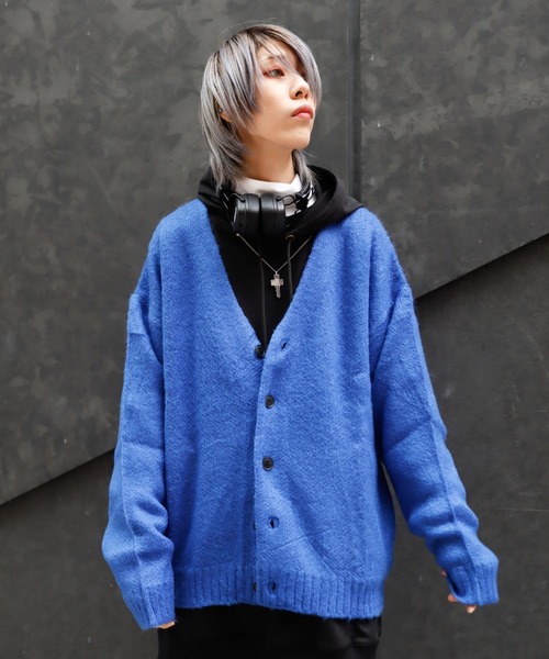 Bling Leads(ブリングリーズ)の「Z)【BLINGLEADS】721806 ビッグシルエット Vネックカーディガン(カーディガン/ボレロ・メンズ・ブルー/グリーン/レッド/チャコールグレー/マスタード/ライトグレー/ブラック/エメラルド/オレンジ・LARGE/MEDIUM)」の6枚目の写真