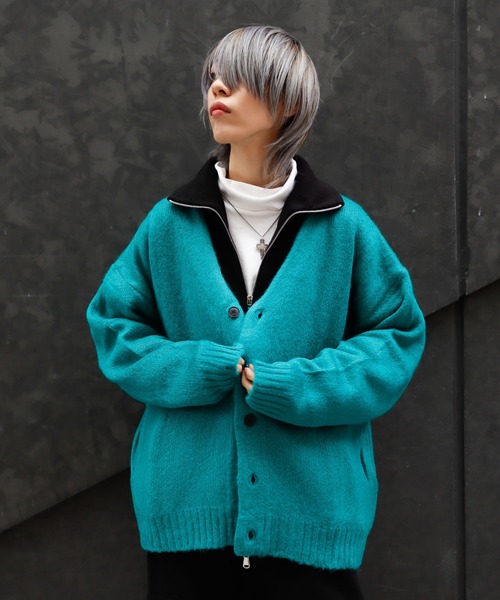 Bling Leads(ブリングリーズ)の「Z)【BLINGLEADS】721806 ビッグシルエット Vネックカーディガン(カーディガン/ボレロ・メンズ・ブルー/グリーン/レッド/チャコールグレー/マスタード/ライトグレー/ブラック/エメラルド/オレンジ・LARGE/MEDIUM)」の5枚目の写真