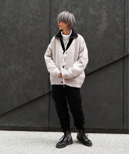 Bling Leads(ブリングリーズ)の「Z)【BLINGLEADS】721806 ビッグシルエット Vネックカーディガン(カーディガン/ボレロ・メンズ・ブルー/グリーン/レッド/チャコールグレー/マスタード/ライトグレー/ブラック/エメラルド/オレンジ・LARGE/MEDIUM)」の22枚目の写真