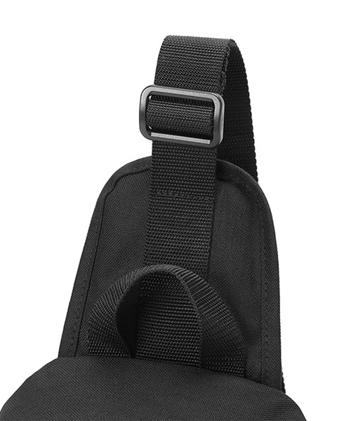 Manhattan Portage（マンハッタンポーテージ）の「Cobble Hill Sling Bag（ショルダーバッグ・メンズ・ブラック・SMALL）」の17枚目の写真