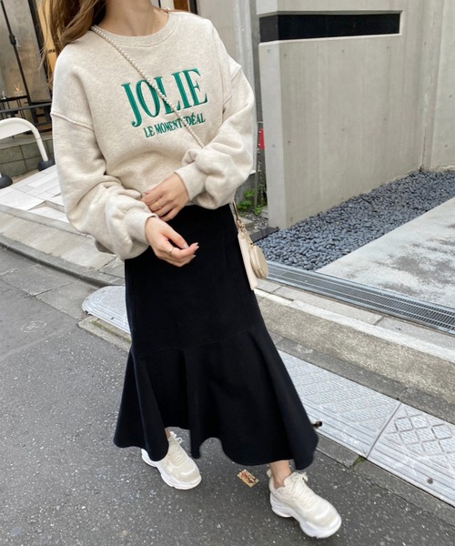 one after another NICE CLAUP（ワンアフターアナザーナイスクラップ）の「ビックシルエットロゴ刺繍スウェット（スウェット・レディース・グレー/オートミール/オフホワイト・FREE）」の5枚目の写真