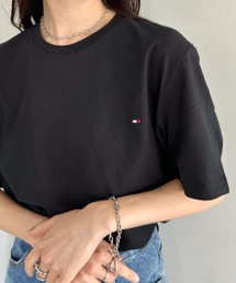 TOMMY HILFIGER（トミーヒルフィガー）の「TOMMY HILFIGER(トミーヒルフィガー)   Core Flag Tee フラッグロゴ刺繍 半袖 Tシャツ（Tシャツ/カットソー）」