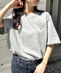 TOMMY HILFIGER（トミーヒルフィガー）の「TOMMY HILFIGER(トミーヒルフィガー) / Core Flag Tee フラッグロゴ刺繍 半袖 Tシャツ（Tシャツ/カットソー）」