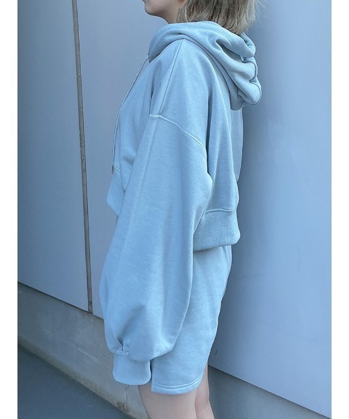 ENVYM(アンビー)の「ショートスエットPK(パーカー・レディース・ホワイト/ブルー/ブラック・FREE)」の17枚目の写真