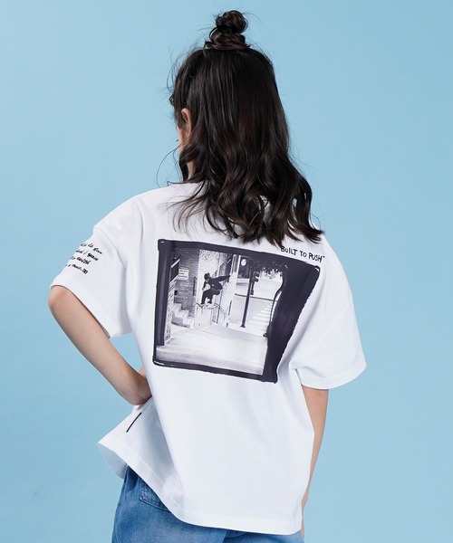 DC（ディーシー）の「DC/ディーシー キッズ Tシャツ YST221553（Tシャツ/カットソー・キッズ・ブラック/ホワイト・120cm/150cm/140cm/130cm/160cm）」の5枚目の写真