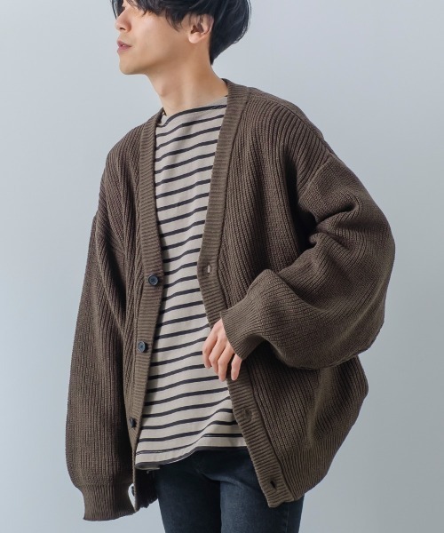 improves（インプローブス）の「【improves】ハイバルキー 総片畔 オーバーサイズ Vネック カーディガン（カーディガン/ボレロ・メンズ・ブラック/ベージュ/ブラウン/イエロー/ブルー/グリーン/レッド/ホワイト/ラベンダー/マスタード/ライトグリーン・MEDIUM/LARGE）」の3枚目の写真