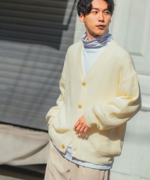 improves（インプローブス）の「【improves】ハイバルキー 総片畔 オーバーサイズ Vネック カーディガン（カーディガン/ボレロ・メンズ・ブラック/ベージュ/ブラウン/イエロー/ブルー/グリーン/レッド/ホワイト/ラベンダー/マスタード/ライトグリーン・MEDIUM/LARGE）」の17枚目の写真