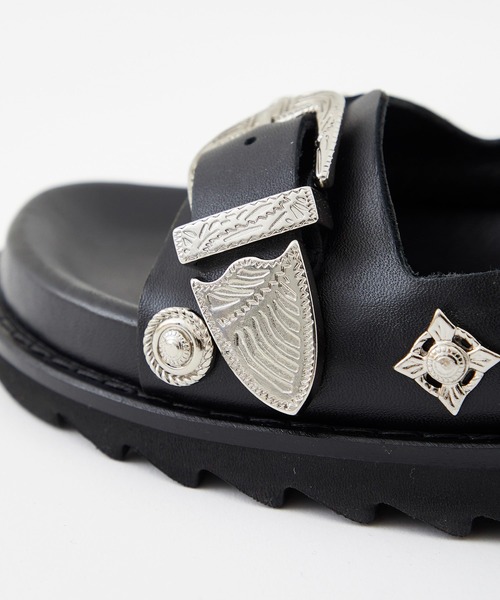 TOGA VIRILIS（トーガ ビリリース）の「LEATHER SANDAL（サンダル・メンズ・ブラック・41/42）」の7枚目の写真