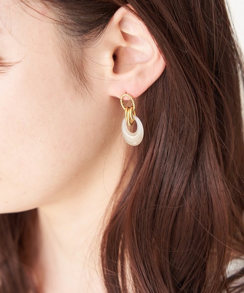 ROPE' PICNIC(ロペピクニック)の「マーブルオーバルパーツピアス(ピアス(両耳用)・レディース・ダークラベンダー/キナリ・FREE)」の4枚目の写真