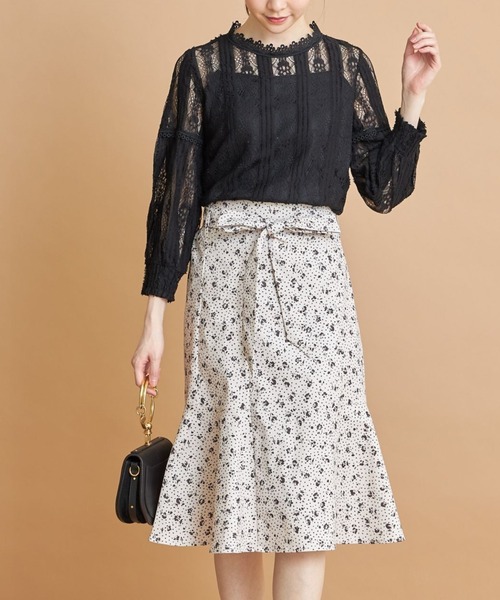 tocco closet(トッコ クローゼット)の「ウエストりぼん付きモノトーンフラワー×ドットプリントマーメイドスカート(スカート・レディース・ブラック/ライトベージュ・M)」の9枚目の写真