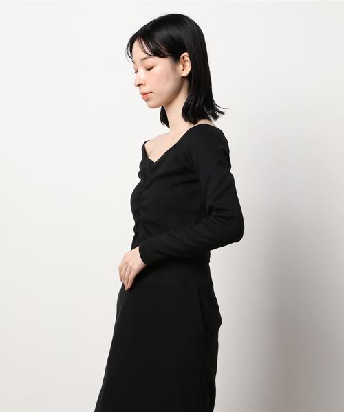 FIG&VIPER（フィグアンドバイパー）の「リブオフショルTOP（Tシャツ/カットソー・レディース・ホワイト/ブラック/ベージュ・FREE）」の5枚目の写真