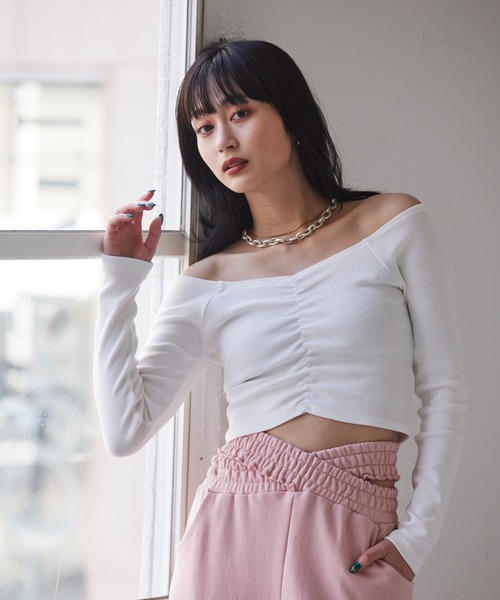 FIG&VIPER（フィグアンドバイパー）の「リブオフショルTOP（Tシャツ/カットソー・レディース・ホワイト/ブラック/ベージュ・FREE）」の2枚目の写真