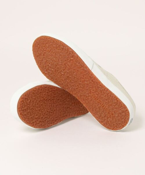 SUPERGA(スペルガ)の「【SUPERGA】ローカットスニーカー(スニーカー・レディース・ゴールド・23/24/23.5)」の3枚目の写真