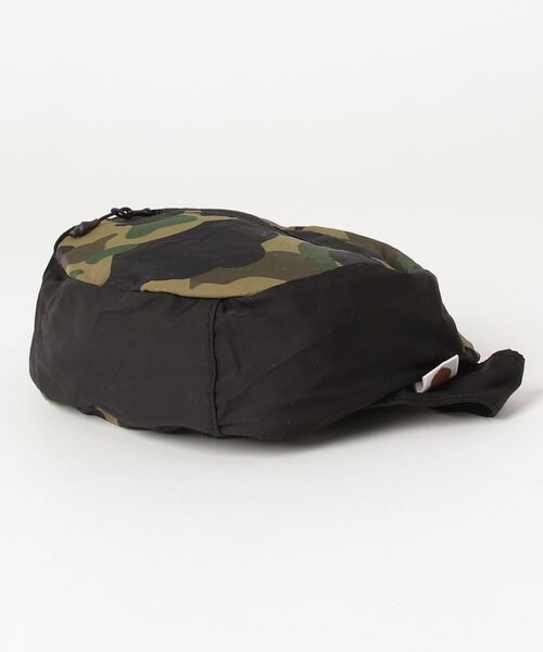 A BATHING APE（アベイシングエイプ）の「1ST CAMO PACKABLE WAIST BACK M（ボディバッグ/ウエストポーチ・メンズ・グリーン/イエロー・FREE）」の4枚目の写真