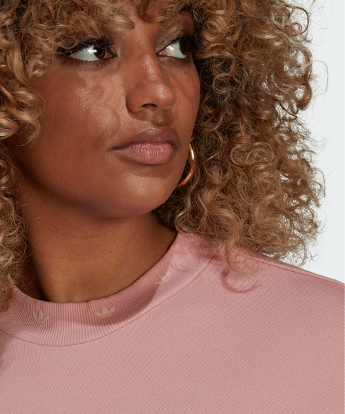 adidas(アディダス)の「スウェット / トレーナー / アディダスオリジナルス(レディース)(スウェット・レディース・ホワイト/ピンク系その他・MEDIUM/XX-LARGE/SMALL/LARGE/X-LARGE/X-SMALL)」の6枚目の写真