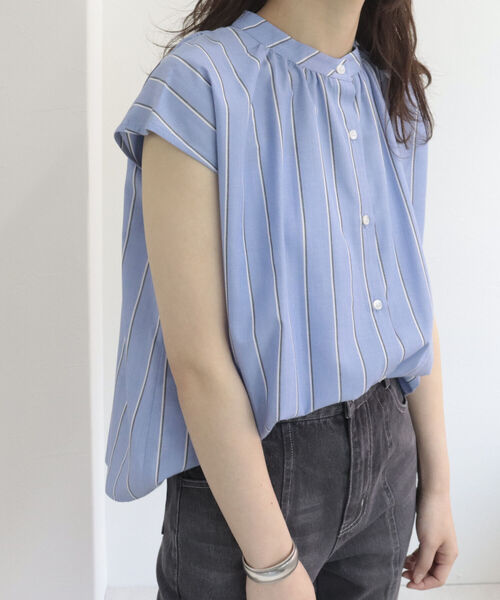 fredy emue（フレディエミュ）の「【WEB限定】2wayスタンドカラー ストライプブラウス（シャツ/ブラウス・レディース・ホワイト系その他/ブルー系その他・38）」の14枚目の写真
