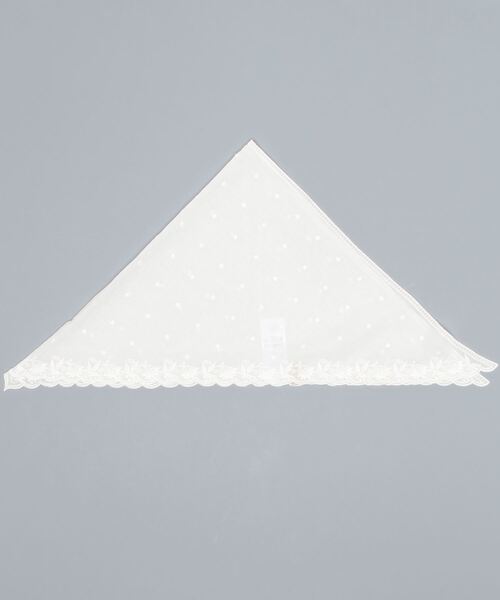 Samansa Mos2(サマンサ モスモス)の「ドット刺繍三角スカーフ(バンダナ/スカーフ・レディース・オフホワイト/キナリ・フリ-)」の2枚目の写真