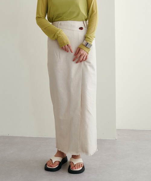 natural couture（ナチュラルクチュール）の「【WEB限定サイズあり】【大人ナチュ】大人のアシメスリットスカート（スカート・レディース・ブラック/ベージュ/レッド・MEDIUM/LARGE）」の7枚目の写真