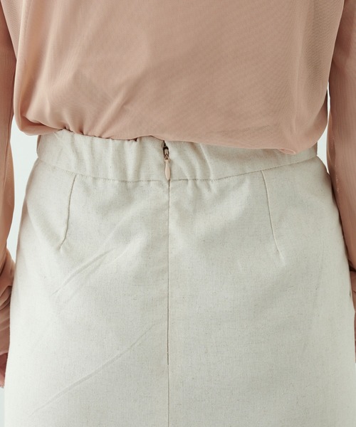 natural couture（ナチュラルクチュール）の「【WEB限定サイズあり】【大人ナチュ】大人のアシメスリットスカート（スカート・レディース・ブラック/ベージュ/レッド・MEDIUM/LARGE）」の20枚目の写真