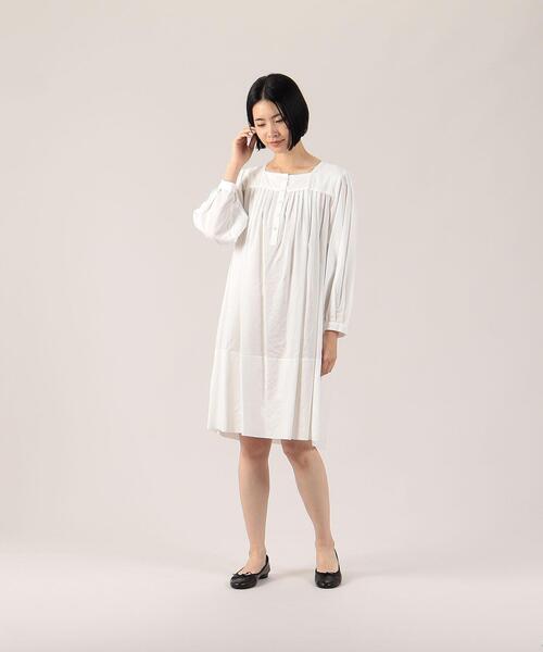 agnes b.（アニエスベー）の「UBF5 ROBE ワンピース（ワンピース・レディース・ホワイト・2）」の4枚目の写真