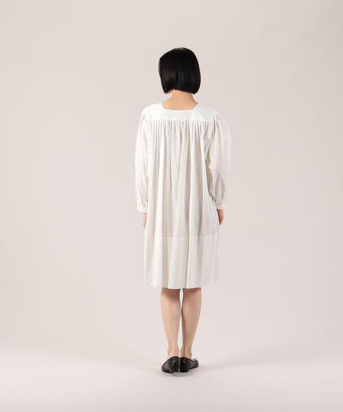 agnes b.（アニエスベー）の「UBF5 ROBE ワンピース（ワンピース・レディース・ホワイト・2）」の5枚目の写真