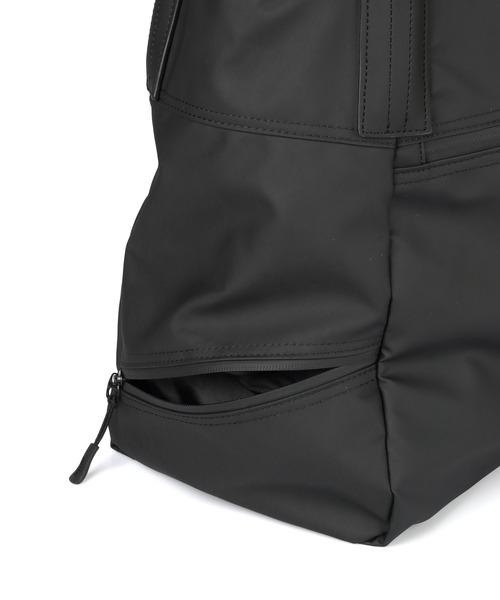 The DUFFER of ST.GEORGE(ザダファーオブセントジョージ)の「〔BLACK LABEL〕2WAY GYM BAG:2ウェイ ジムバッグ(ショルダーバッグ・メンズ・ブラック・F)」の7枚目の写真