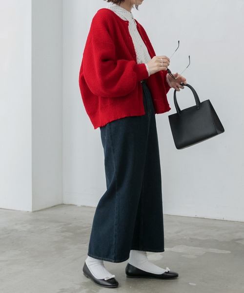 BONLECILL(ボンルシール)の「ボリュームスリーブ畦編みニットカーディガン(カーディガン/ボレロ・レディース・ブラック/レッド/ピンク/ブルー/グリーン/アイボリー/ブラウン/ブラック系1・FREE)」の21枚目の写真