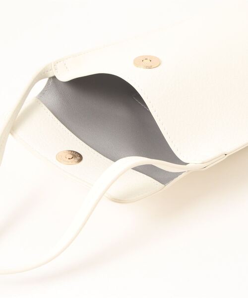 HONEYSUCKLE ROSE（ハニーサックルローズ）の「【HONEYSUCKLE ROSE】フェイクレザーミニポーチショルダー（ショルダーバッグ・レディース・ブラック/オフホワイト/イエロー・ONE SIZE）」の7枚目の写真