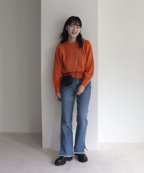 fredy emue（フレディエミュ）の「HAMILTON WOOL 袖タックプルオーバー（ニット/セーター・レディース・ライトグレー/オフホワイト/サックスブルー/オレンジ・38）」の22枚目の写真