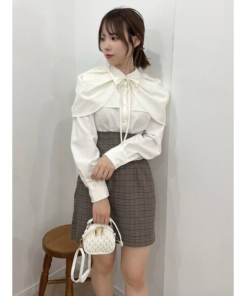 dazzlin（ダズリン）の「2WAYケープリボンブラウス（シャツ/ブラウス・レディース・ブルー/オフホワイト/グレー・FREE）」の16枚目の写真