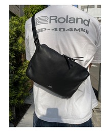 waku ワク 『KURO Series』 スクエアボディBAG