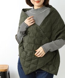 ◆【軽くて暖かい】2WAYライトダウンキルトケープ