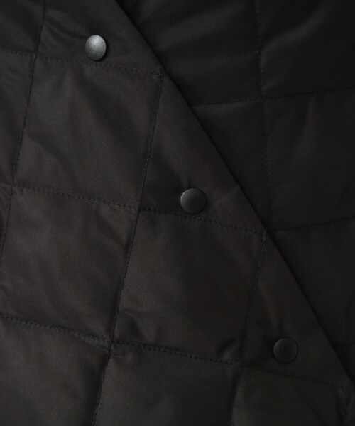 SHOO・LA・RUE（シューラルー）の「◆【軽くて暖かい】2WAYライトダウンキルトケープ（ストール/ショール・レディース・レッド系1/ブラック/カーキ/アイボリー・00）」の16枚目の写真