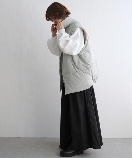 notch.（ノッチ）の「パデッドベスト（ダウンベスト・レディース・オフホワイト/ブラック/グレー・M）」の20枚目の写真