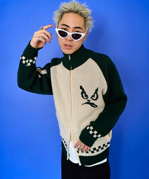 BAD BOY(バッドボーイ)の「BAD BOY ロゴ ジャガード編み ハイネック ジップアップニット(ニット/セーター・メンズ・レッド/グリーン/ブラック・L/M)」の3枚目の写真