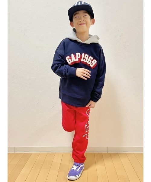 GAP（ギャップ）の「GAPロゴジョガーパンツ (キッズ)（スウェットパンツ・キッズ・レッド/ネイビー/チャコールグレー・L/S/XXL/XL/M/XS）」の15枚目の写真