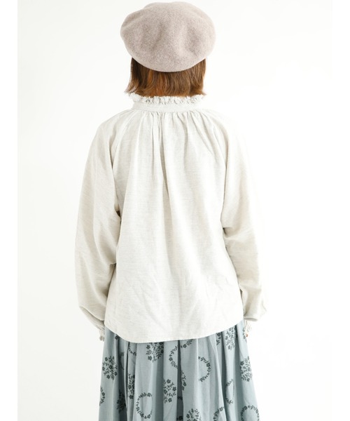 Samansa Mos2（サマンサ モスモス）の「スタンドフリルブラウス（シャツ/ブラウス・レディース・サックスブルー/モカ/チャコール/キナリ・ﾌﾘ-）」の20枚目の写真