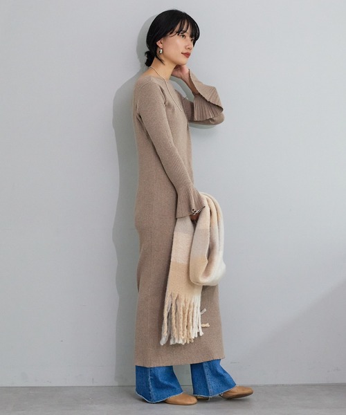 SHENERY（シーナリー）の「リサイクルポリブロックチェックストール（ストール/ショール・レディース・ベージュ/グリーン・FREE）」の14枚目の写真