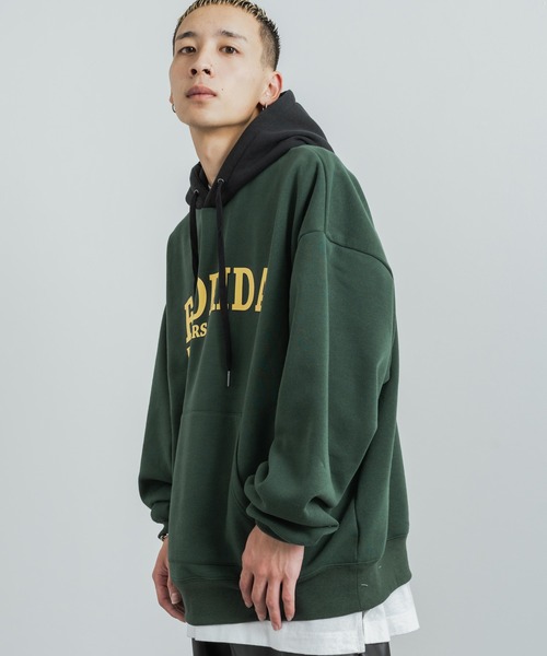 Rocky Monroe（ロッキーモンロー）の「オーバーサイズ 裏起毛カレッジロゴプリントプルオーバーパーカー（パーカー・メンズ・ブラック/ネイビー/グレー/グリーン/ブラック系/グレー系/グレー系1/グリーン系/ホワイト・M/L/XL）」の20枚目の写真