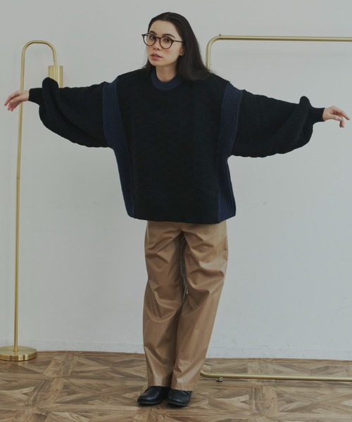 Libra Cue(リブラ キュー)の「ボリュームスリーブパターンニット(ニット/セーター・レディース・アイボリー/ブラック/ブルー・FREE)」の20枚目の写真