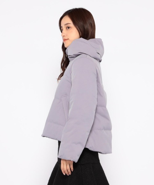 MISCH MASCH（ミッシュマッシュ）の「ショールカラーシームレスダウン（ダウンジャケット/コート・レディース・ブラック/モカ・MEDIUM）」の6枚目の写真