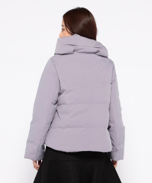 MISCH MASCH（ミッシュマッシュ）の「ショールカラーシームレスダウン（ダウンジャケット/コート・レディース・ブラック/モカ・MEDIUM）」の7枚目の写真