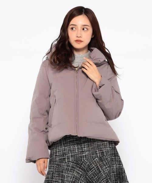 MISCH MASCH（ミッシュマッシュ）の「ショールカラーシームレスダウン（ダウンジャケット/コート・レディース・ブラック/モカ・MEDIUM）」の14枚目の写真