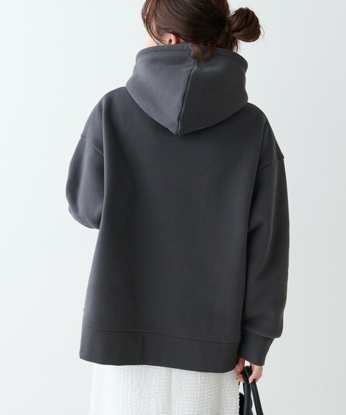 PUAL CE CIN（ピュアルセシン）の「カレッジロゴプリントパーカー（パーカー・レディース・チャコールグレー/グレー系その他・FREE）」の5枚目の写真